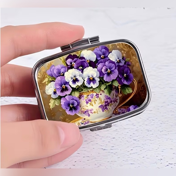 Pansy Floral Nature Inspired Pill Organizer 2-Compartment Compact Pill Case New - Picture 6 of 11